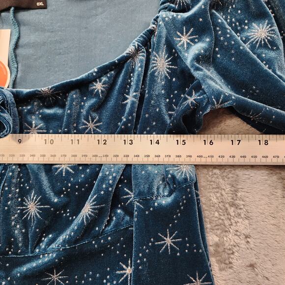 NEW Cider Dress Womens 0XL Blue Silver Sparkle Star Pattern Velvet Mini Peasant - Picture 7 of 9